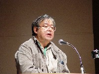 JEPG/IPの創始者の一人でもある村井 純氏より最後のご挨拶。2004年度からはJPNICがIP Meetingを引継いで運営します