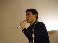 IW2003プログラム委員長の法林 法之氏(jus)には懇親会の司会もしていただき大変盛り上がりました