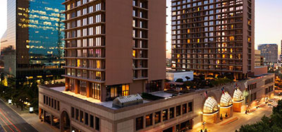 写真: The Fairmont Dallas(ホテルの公式Webサイトより引用)