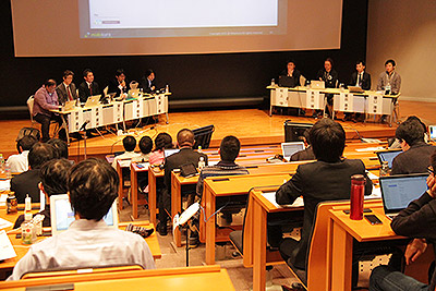 写真: 会場の様子